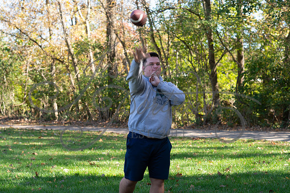 2024-10-26 Dipple Family and Sams Senior pics__JAE2957