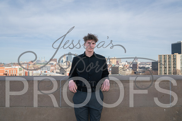 2025-02-01 Stephanie Butler Zayden's Senior Pics Downtown KC_Z63_0813