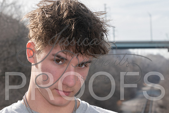 2025-02-01 Stephanie Butler Zayden's Senior Pics Downtown KC_Z63_0782-2