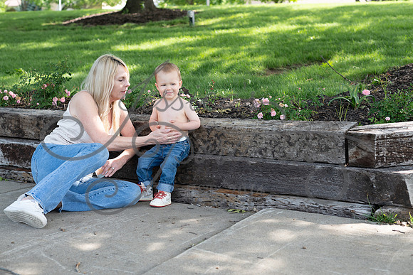 2025-05-23 Wendy and Julie with Baby Max Garney park_Z63_5929