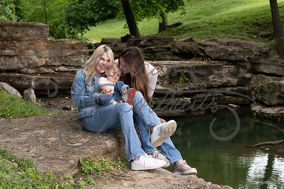 2025-05-23 Wendy and Julie with Baby Max Garney park_Z63_5630