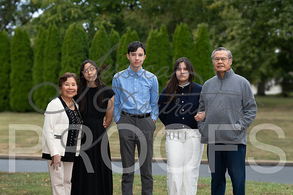 2025-10-10 Lucille with Parents at The Point Park_Z63_9434