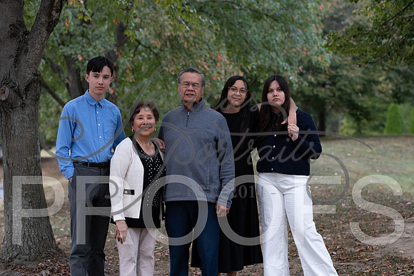 2025-10-10 Lucille with Parents at The Point Park_Z63_9568