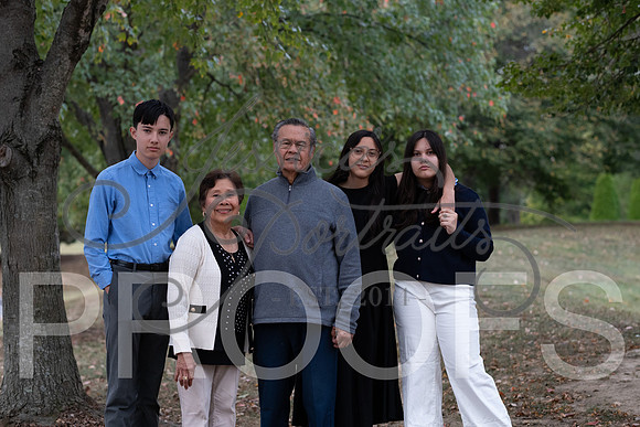 2025-10-10 Lucille with Parents at The Point Park_Z63_9569