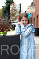 2025-11-08 Alyson Bollinger at Downtown Parkville_DSC_0718
