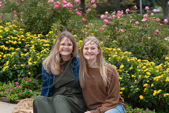 2025-10-27 Cannavan Family at Charles Garney Park_DSC_0218