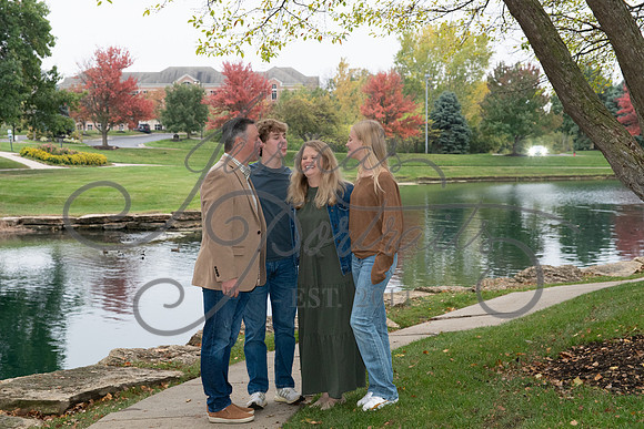 2025-10-27 Cannavan Family at Charles Garney Park_DSC_0328