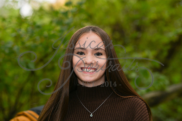 2025-10-26 Laura Karam with Family at Line Creek Park_DSC_0009