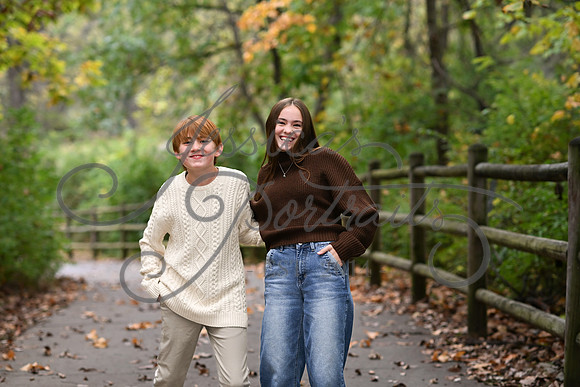 2025-10-26 Laura Karam with Family at Line Creek Park_DSC_0056