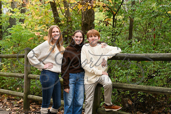 2025-10-26 Laura Karam with Family at Line Creek Park_DSC_0071