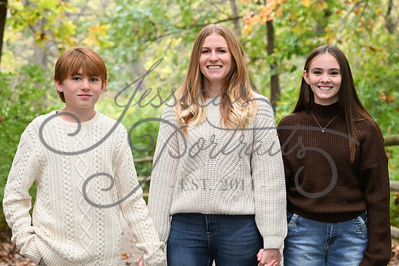 2025-10-26 Laura Karam with Family at Line Creek Park_DSC_0080
