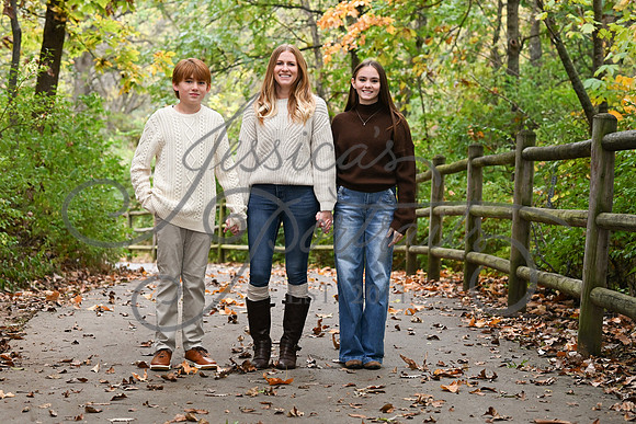 2025-10-26 Laura Karam with Family at Line Creek Park_DSC_0079