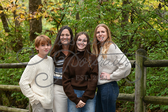 2025-10-26 Laura Karam with Family at Line Creek Park_DSC_0150