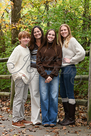 2025-10-26 Laura Karam with Family at Line Creek Park_DSC_0151
