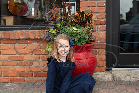 2025-11-08 Alyson Bollinger at Downtown Parkville_DSC_0724