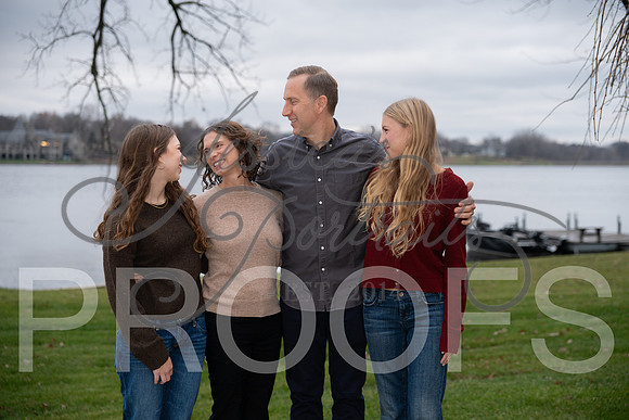 2025-11-29 Jim O'Laughin Family Reuion Shoot_DSC_9411