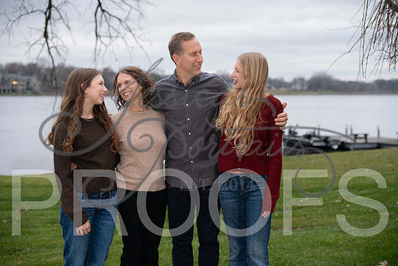 2025-11-29 Jim O'Laughin Family Reuion Shoot_DSC_9414