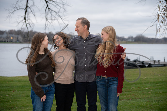 2025-11-29 Jim O'Laughin Family Reuion Shoot_DSC_9411