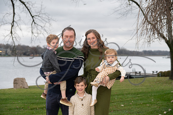 2025-11-29 Jim O'Laughin Family Reuion Shoot_DSC_9438