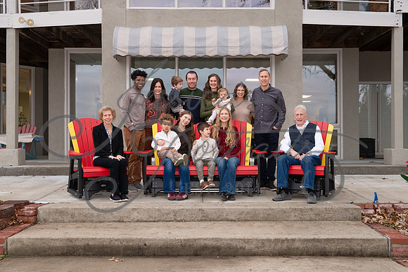 2025-11-29 Jim O'Laughin Family Reuion Shoot_DSC_9456