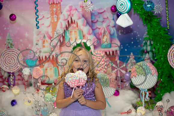 2024-11-23 Casey Britt Candy Wonderland_DSC_8864