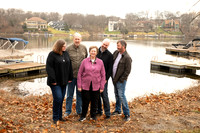 2025-12-27 Amy Schaefer and extended family_DSC_0439
