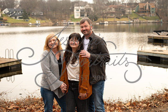 2025-12-27 Amy Schaefer and extended family_DSC_0481