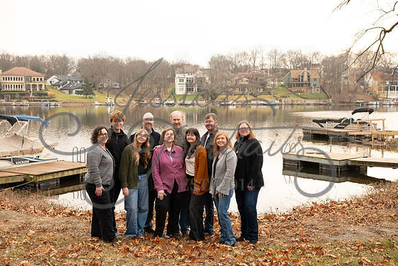 2025-12-27 Amy Schaefer and extended family_DSC_0510
