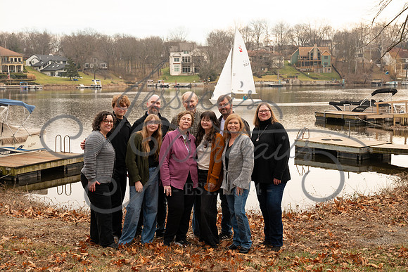2025-12-27 Amy Schaefer and extended family_DSC_0533