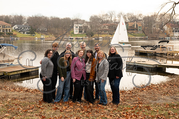 2025-12-27 Amy Schaefer and extended family_DSC_0531