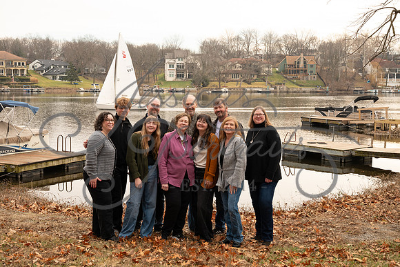 2025-12-27 Amy Schaefer and extended family_DSC_0538