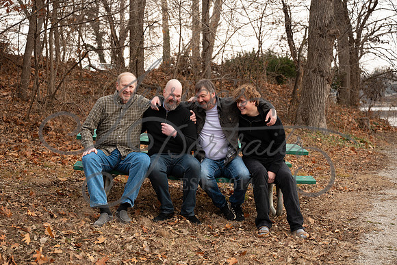 2025-12-27 Amy Schaefer and extended family_DSC_0581