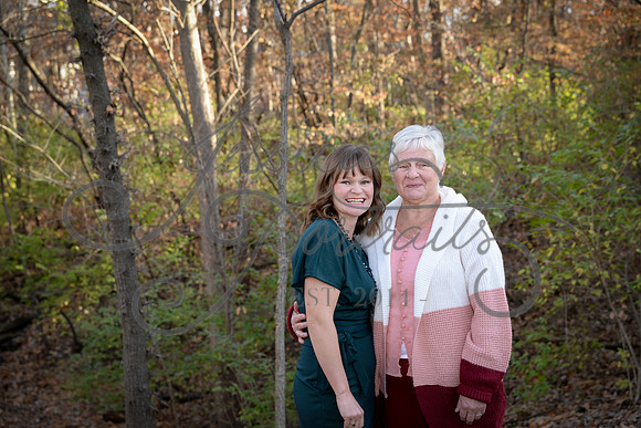2022-11-06 Ashley Beier at her home_DSC_1563