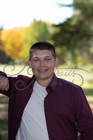 2024-10-26 Dipple Family and Sams Senior pics__JAE2350