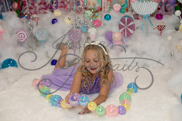 2024-11-23 Casey Britt Candy Wonderland_DSC_8752