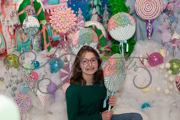 2024-11-23 Tracy Nelson Candy Wonderland_DSC_8598