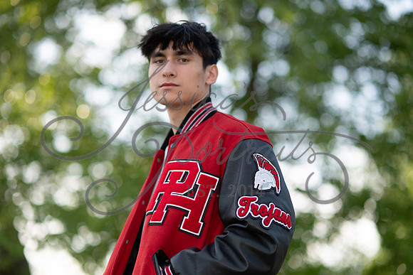 2026-05-03 Gladys Hanna-White Robby Senior Pics_DSC_1907
