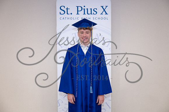 2026-05-05 Pius Graduation Individual Photos_DSC_1967