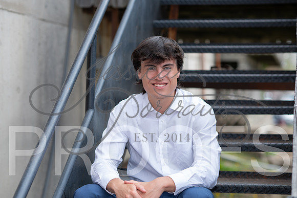 2025-03-28 Rory Colligan In downtown Parkville_Z63_2931