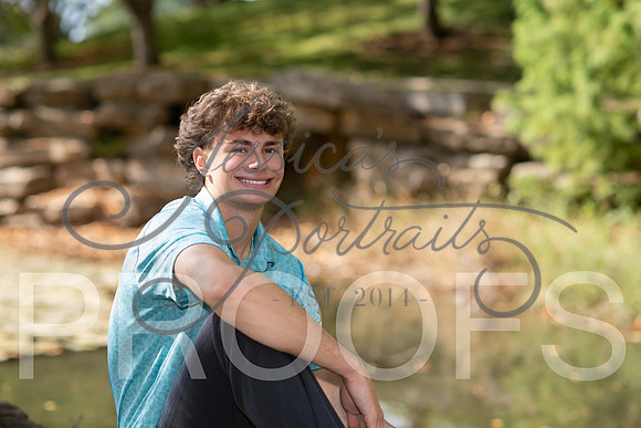 2026-10-12 Carter senior pics mom is Collin Lovitts_DSC_3876
