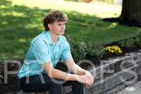 2026-10-12 Carter senior pics mom is Collin Lovitts_DSC_3868