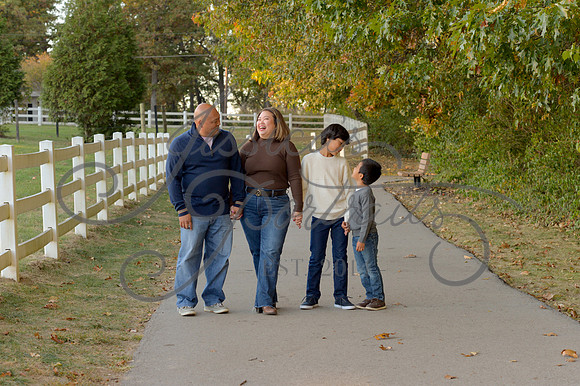 2024-10-27 Maria Perez at Long View farm Park__JAE3525