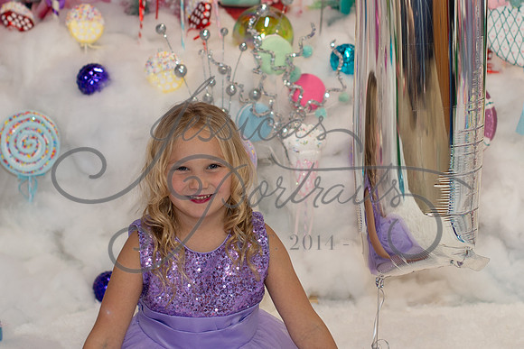 2024-11-23 Casey Britt Candy Wonderland_DSC_8848
