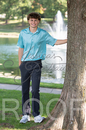 2026-10-12 Carter senior pics mom is Collin Lovitts_DSC_3847