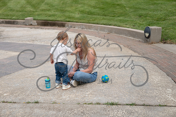 2025-05-23 Wendy and Julie with Baby Max Garney park_Z63_5713