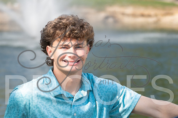 2026-10-12 Carter senior pics mom is Collin Lovitts_DSC_3858-2