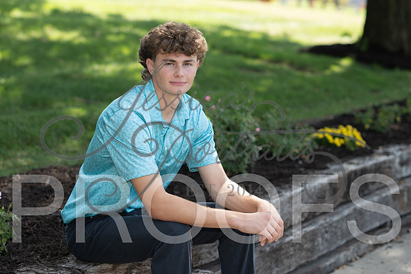 2026-10-12 Carter senior pics mom is Collin Lovitts_DSC_3867