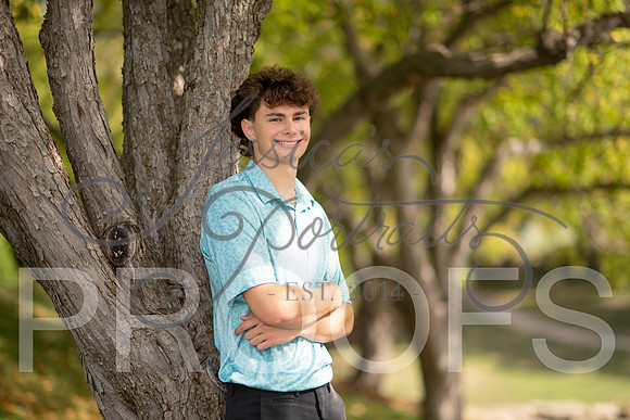 2026-10-12 Carter senior pics mom is Collin Lovitts_DSC_3909
