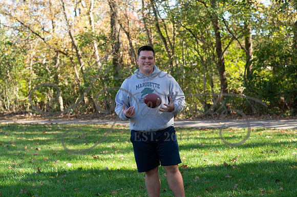 2024-10-26 Dipple Family and Sams Senior pics__JAE2944