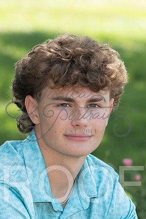 2026-10-12 Carter senior pics mom is Collin Lovitts_DSC_3867-2